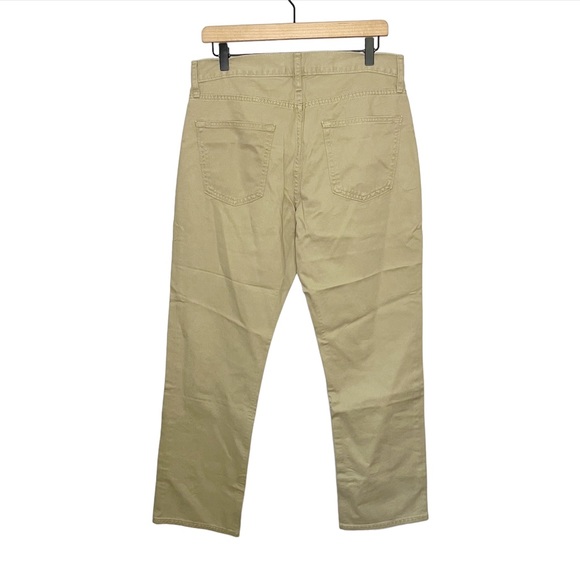 NWT NEW Old Navy Straight Leg Khaki Pants in Tan 32 x 30 - Picture 2 of 7